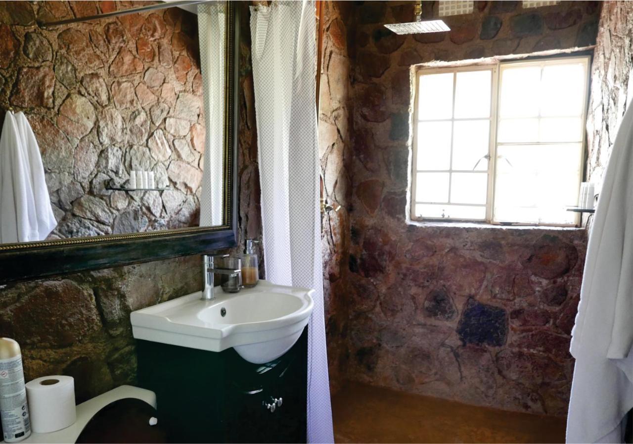 Waterside Cottages & Villas - Self Catering Gaborone Esterno foto