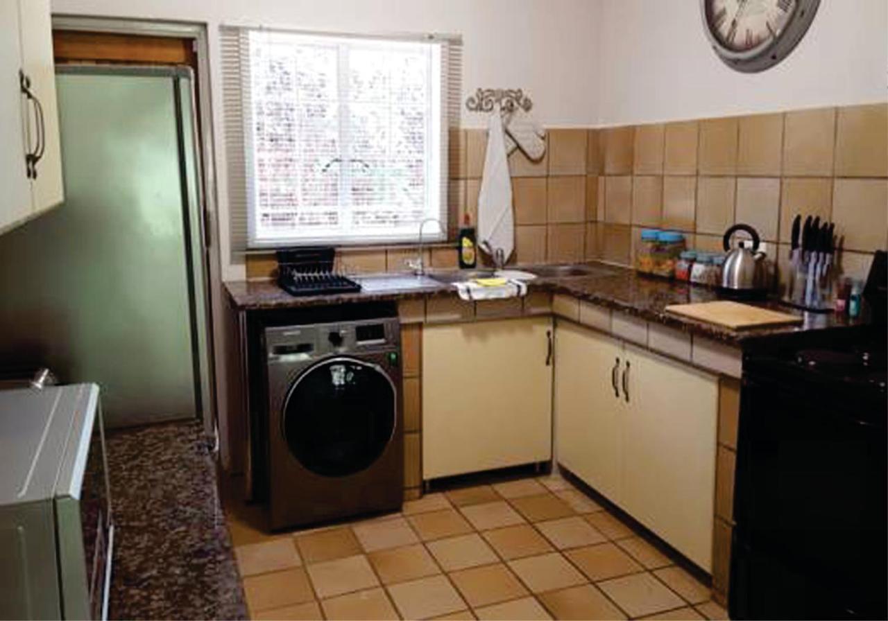 Waterside Cottages & Villas - Self Catering Gaborone Esterno foto
