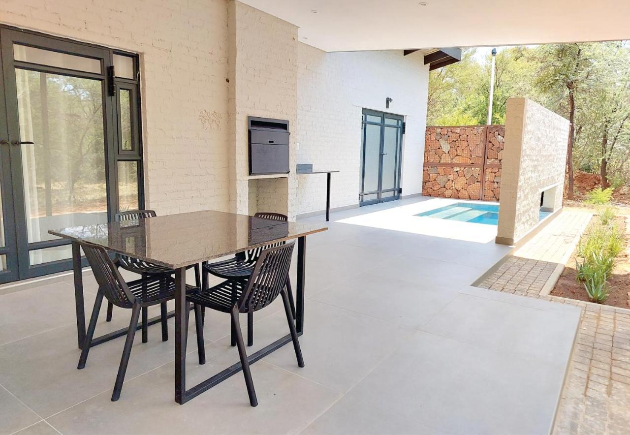Waterside Cottages & Villas - Self Catering Gaborone Esterno foto